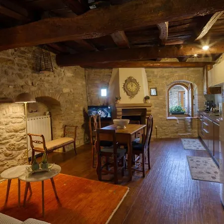 Il Nido Nel Borgo Apartment *